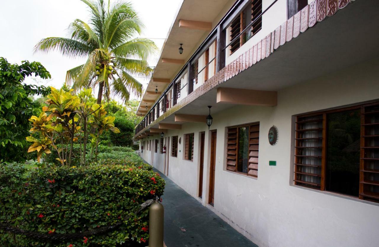 Hotel Cozumel Costa Brava Extérieur photo